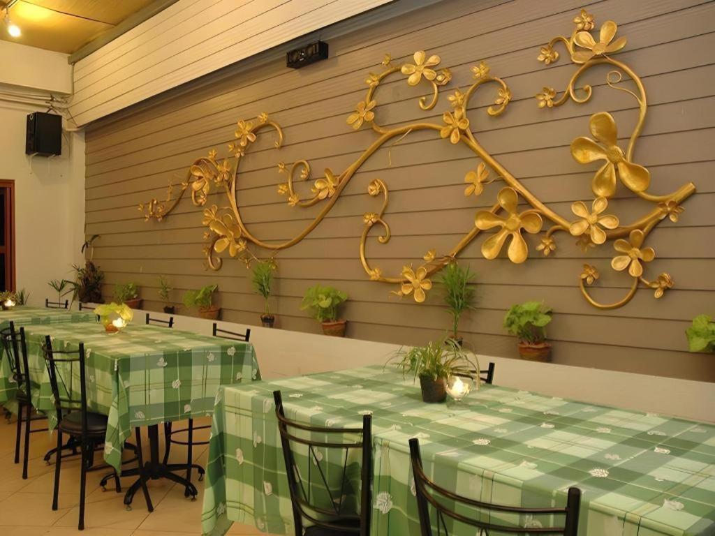 Chayada Garden House And Resort Hotel Nakhonratchasima Exterior foto