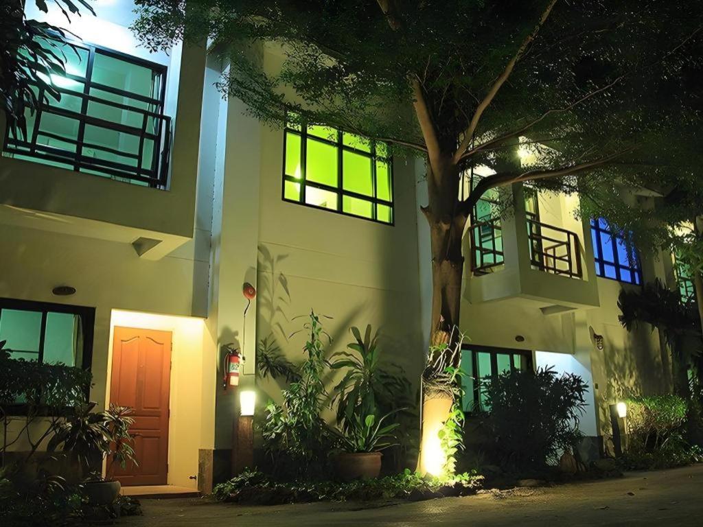 Chayada Garden House And Resort Hotel Nakhonratchasima Exterior foto